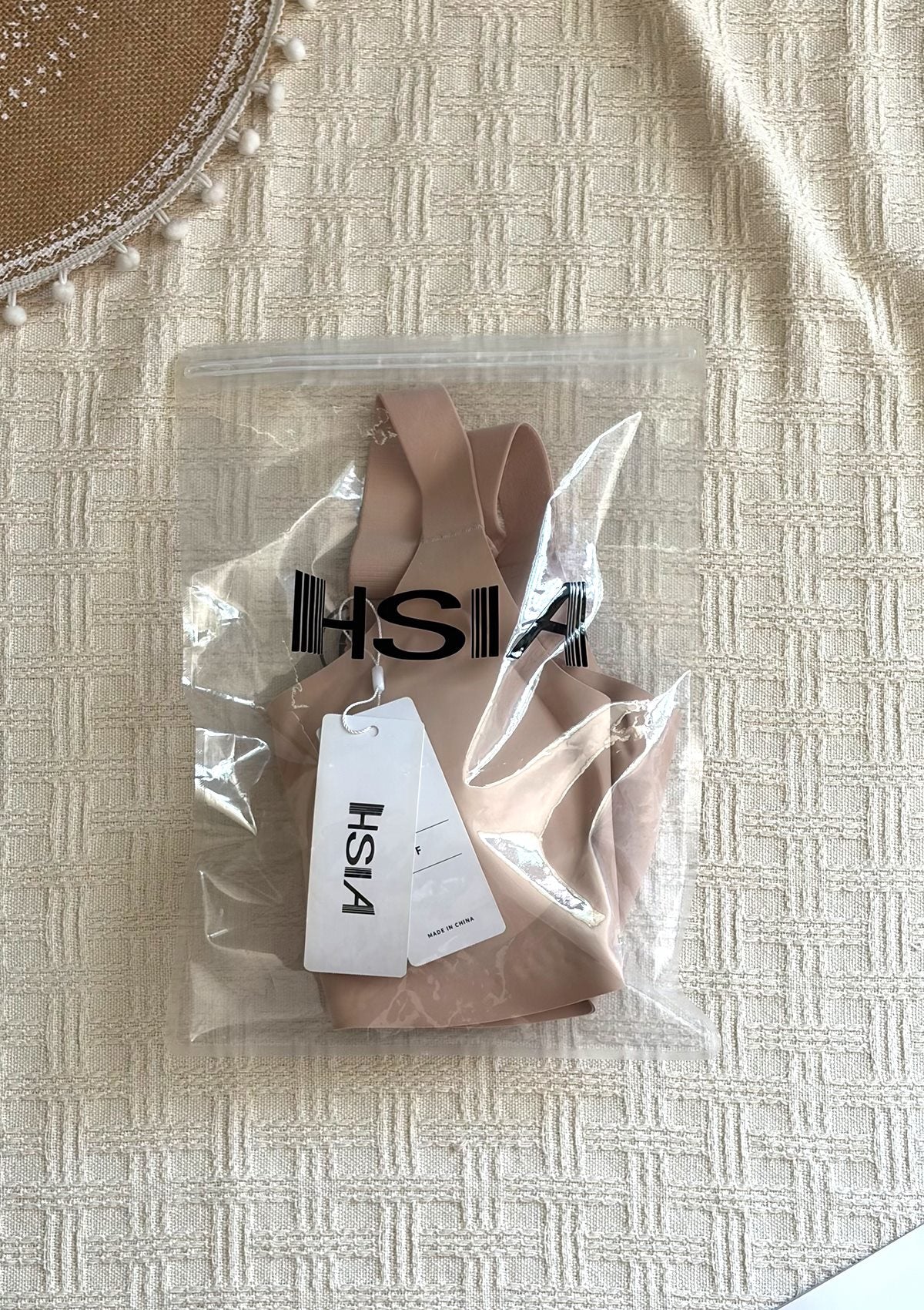HSIA—Seamless Wireless Smooth Full Support Full Coverage All Day Comfort