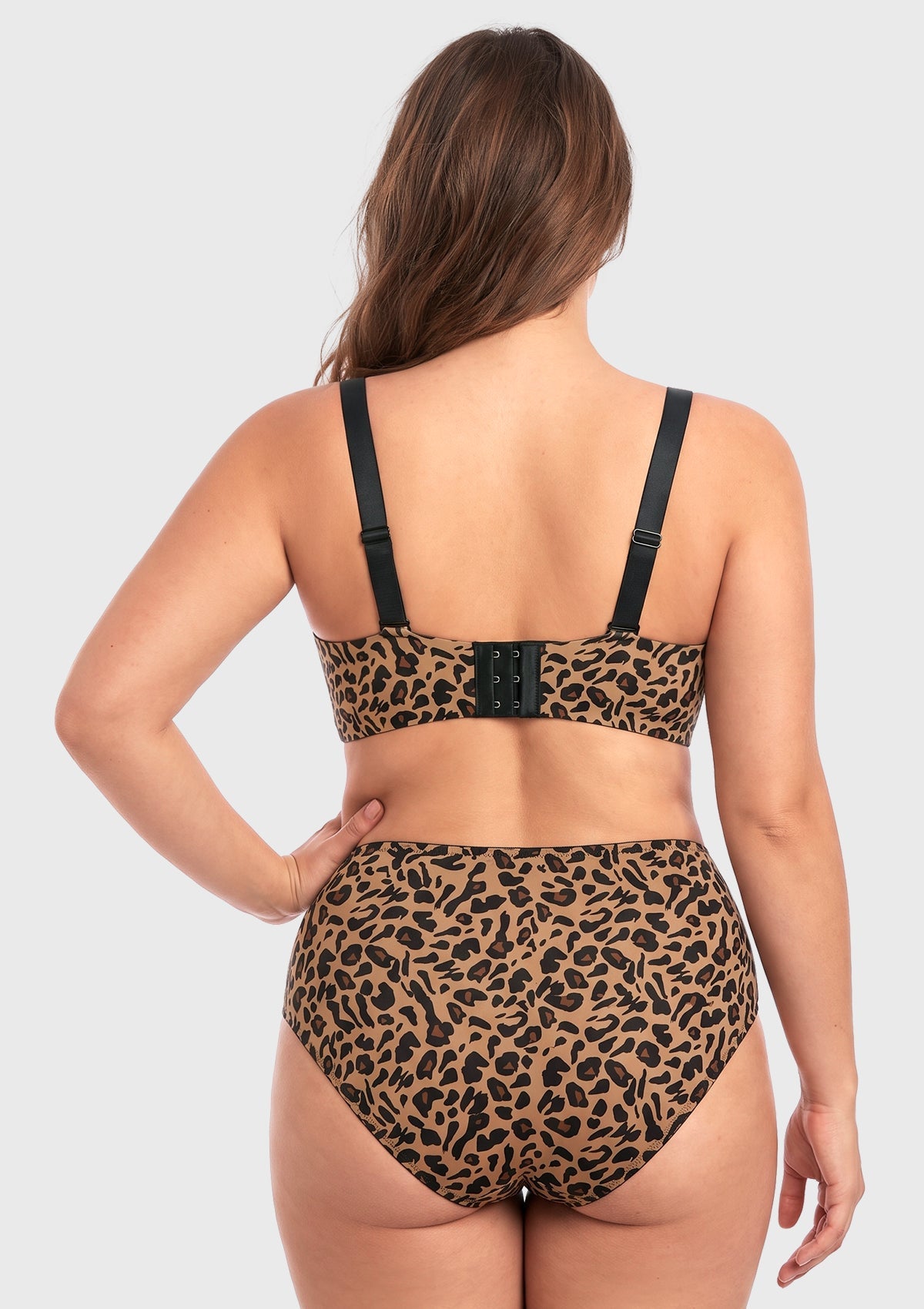 V-Neck Seamless Wireless Push Up Support  Multi-way Strap Bra