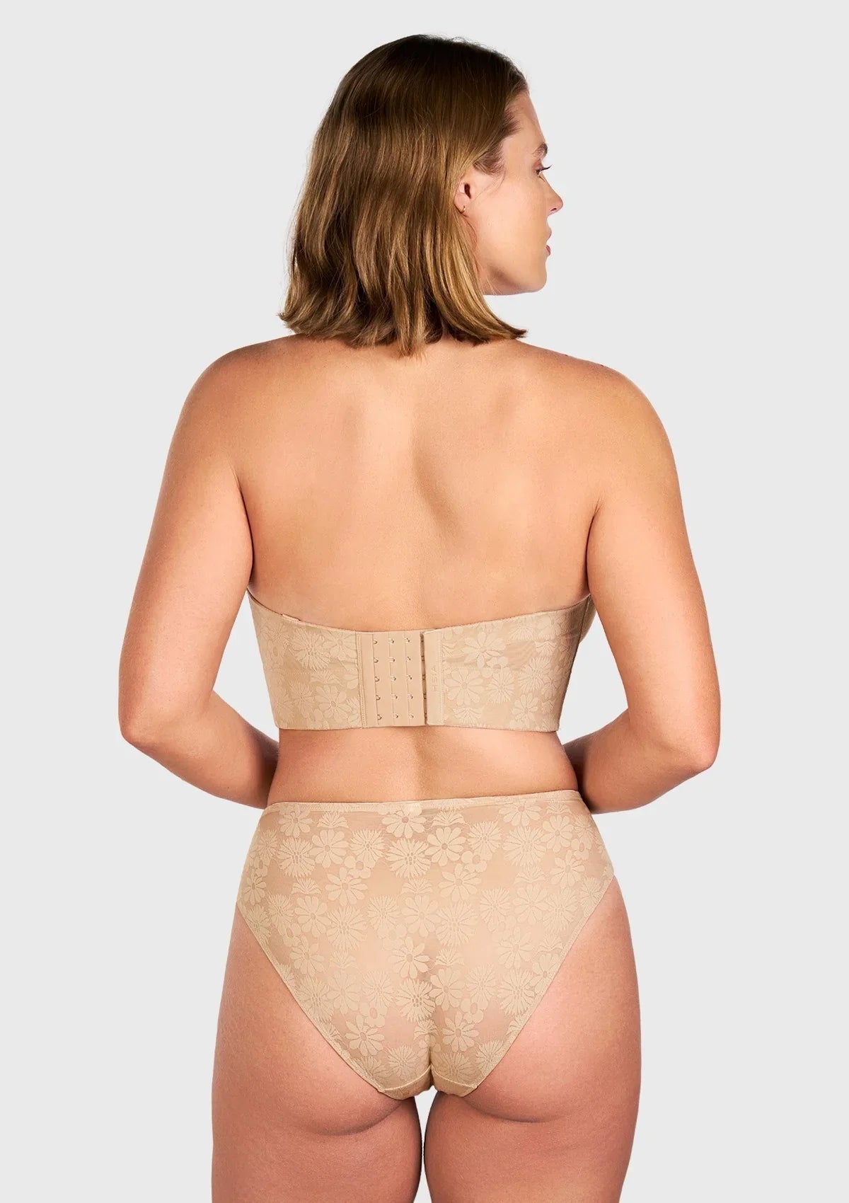 Daisy Lightly Padded Longline Underwire Strapless Balconette Bra