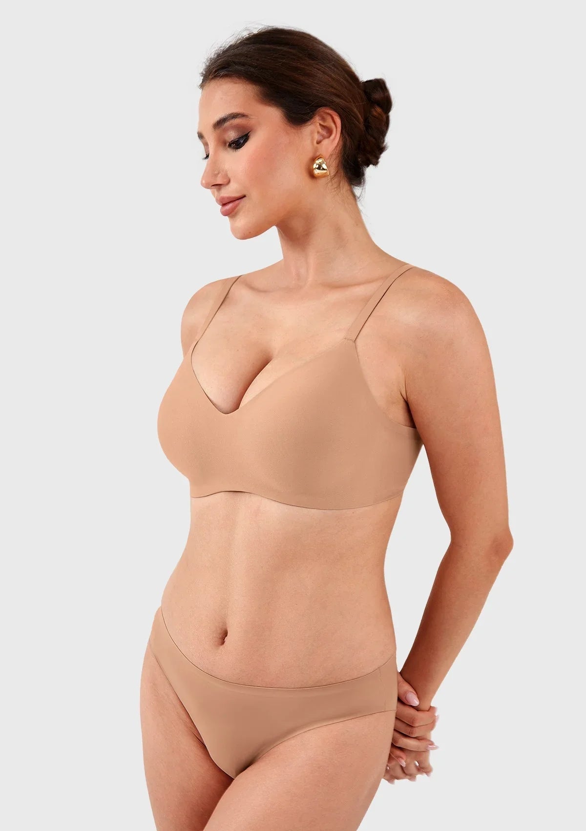 HSIA Ada Buttery Soft V-Neck Wireless Comfortable Bra No Underwire Supportive T-shirt Push Up Bralettes Plunge Seamless