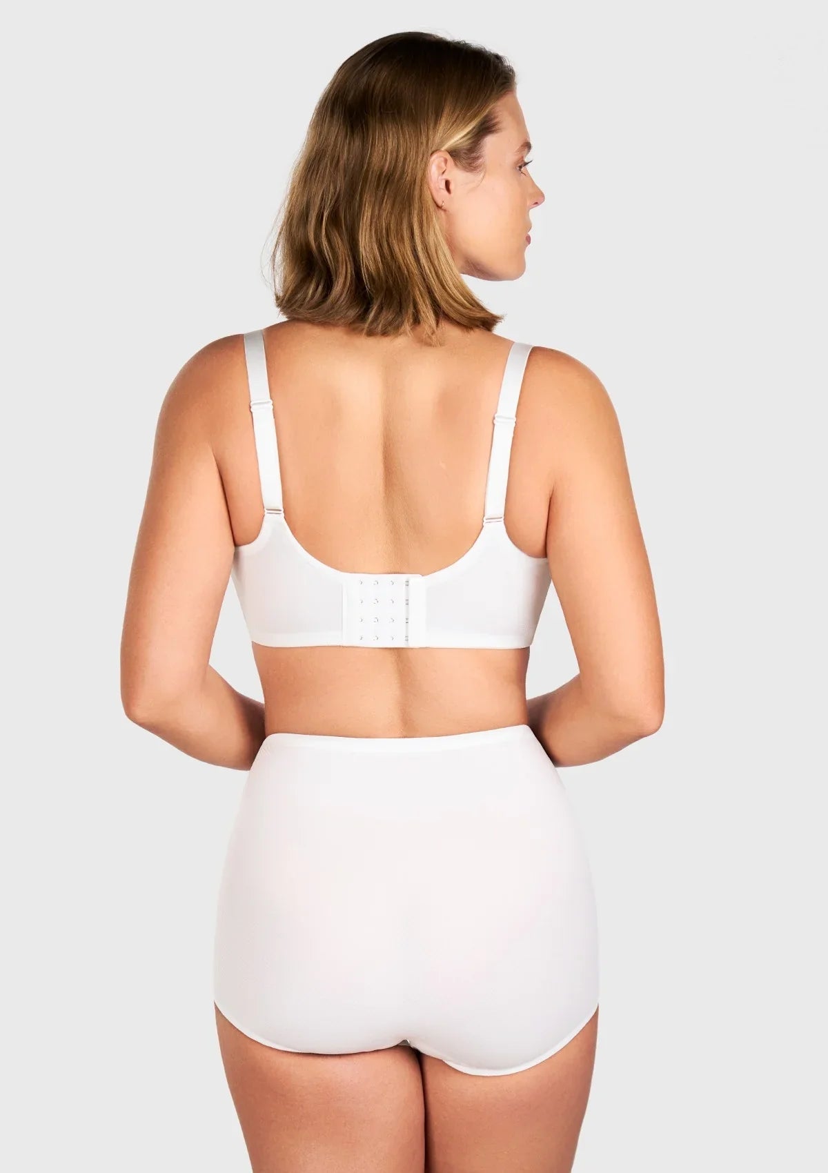 Supportive Seamless Underwire Full Cup Bra