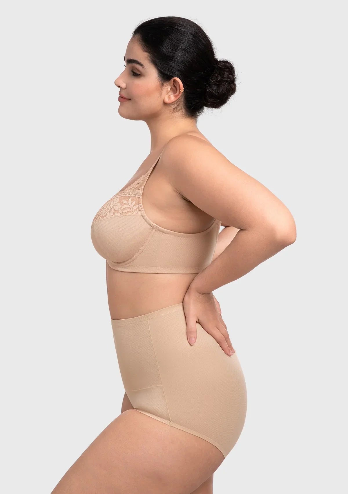Supportive Seamless Underwire Full Cup Bra
