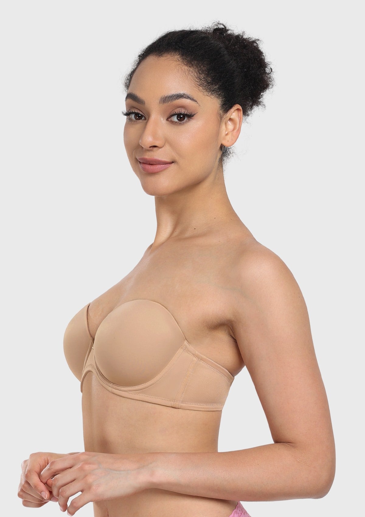 Seamless Lightly Lined Full Coverage Underwire Strapless Bra